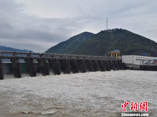 富春江水库。李阳焕提供 富春江水库。李阳焕提供