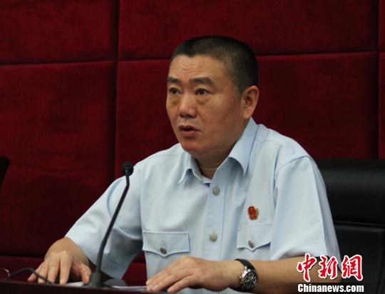图为:浙江省高级人民法院副院长崔盛钢。 张兴平(通讯员) 摄 图为:浙江省高级人民法院副院长崔盛钢。 张兴平(通讯员) 摄
