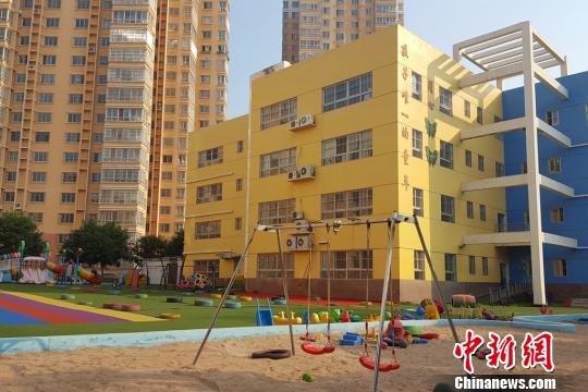 延安市宝塔区双睿幼儿园部分幼儿出现呕吐等不适症状。 高庆国 摄 延安市宝塔区双睿幼儿园部分幼儿出现呕吐等不适症状。 高庆国 摄